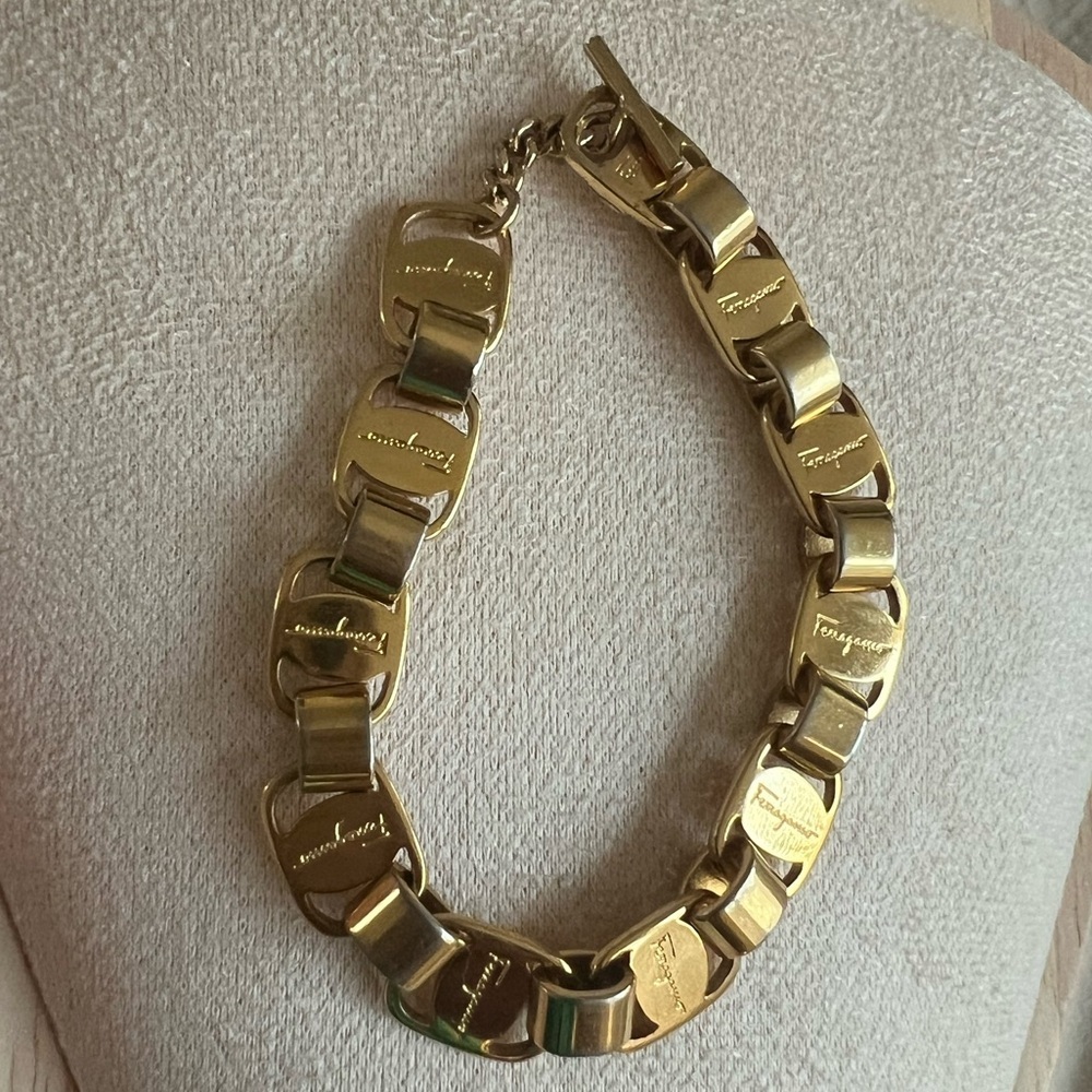 Salvatore Ferragamo Gancini Bracelet - Picture 3 of 5